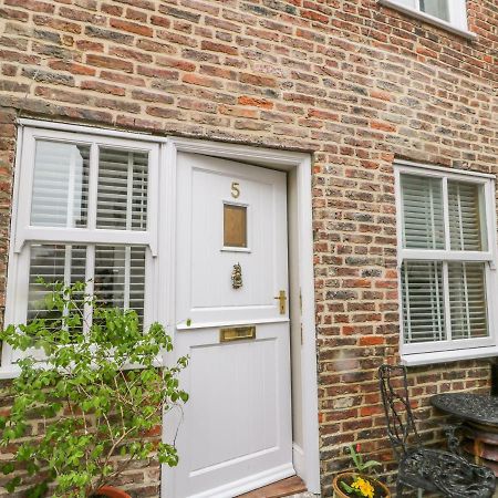 5 Oystons Yard Villa Whitby Exterior photo